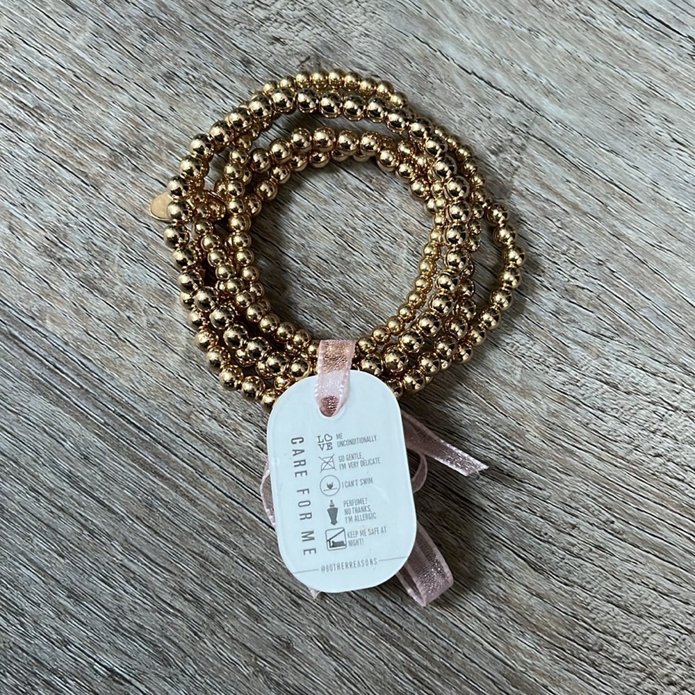 8 Other Reasons Set of 5 18K Gold Plated Stretch Bracelets - Picture 2 of 4